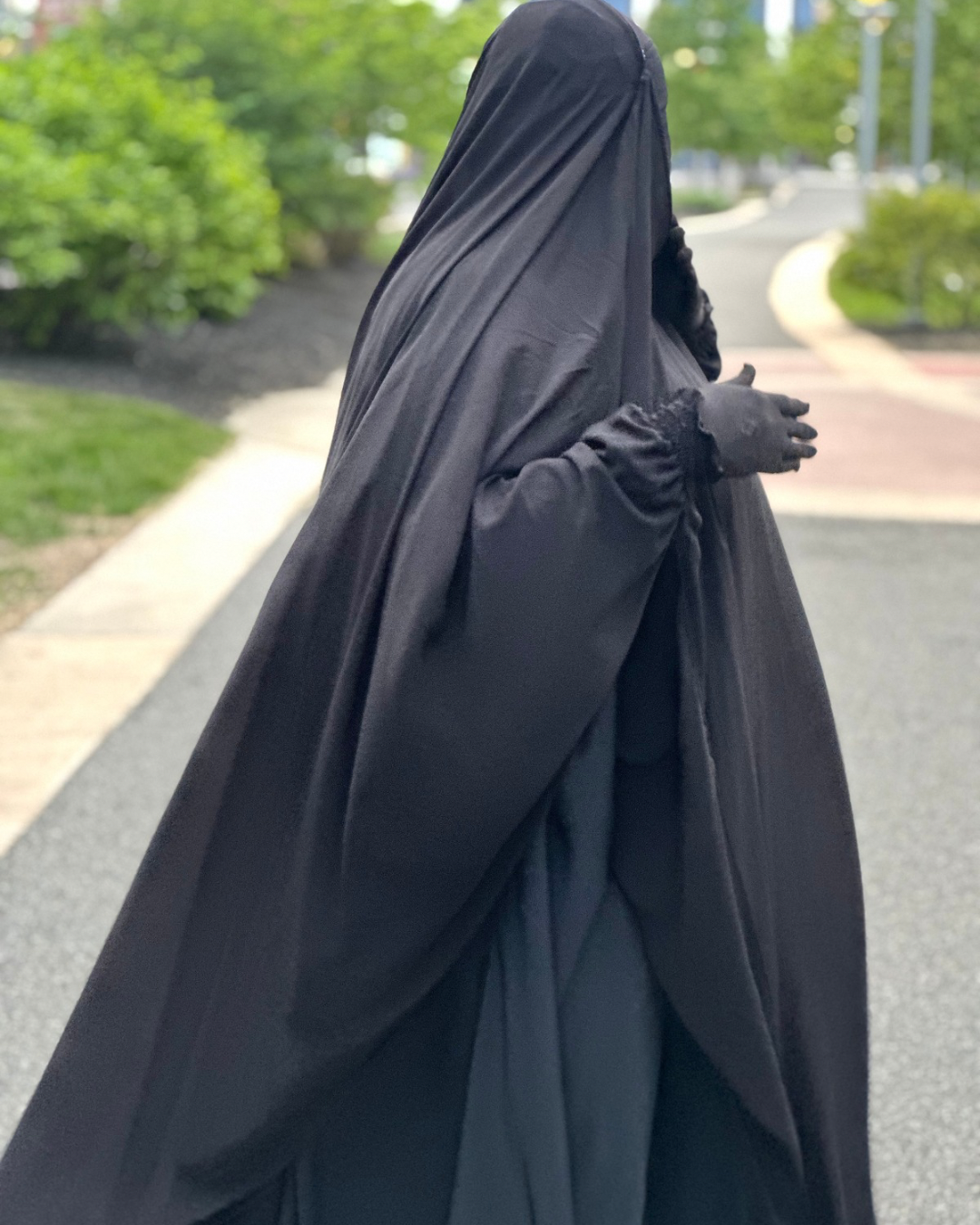Amina Cape