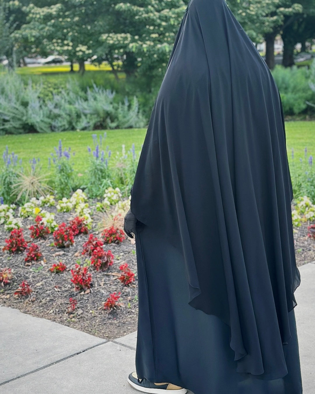 Amina Cape