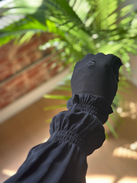 Noor Abaya