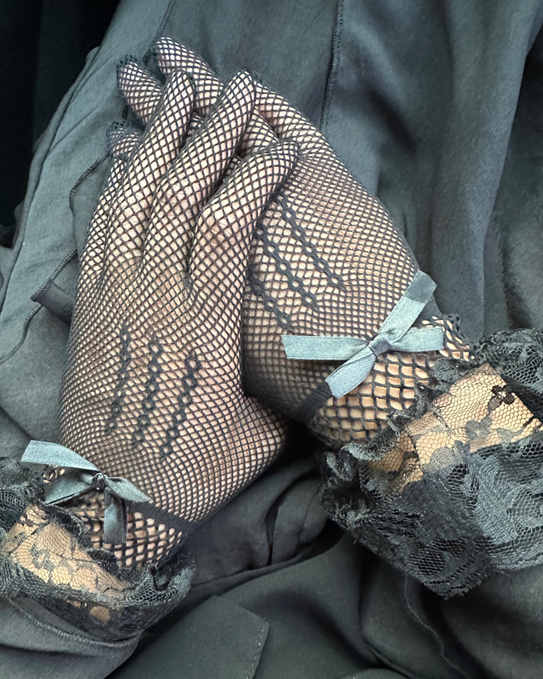 Fishnet Gloves