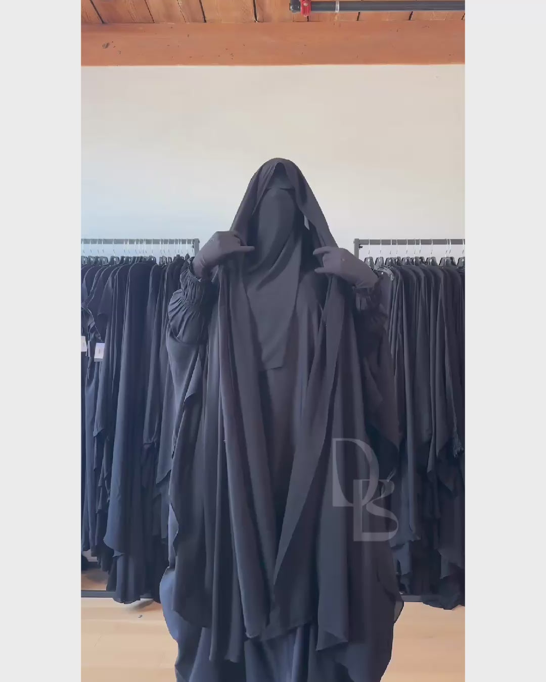 Load and play video in Gallery viewer, Asiyah Cape

