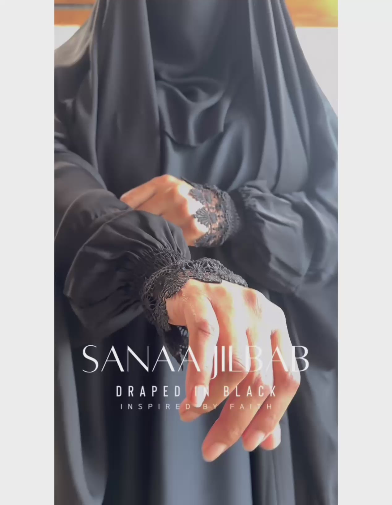 Load and play video in Gallery viewer, Sanaa Jilbab (Open)
